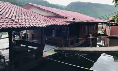 🌊✨ Business for Sale: 32-Room Floating Resort on the River Kwai, Only 16 Million Baht!! ✨🌊