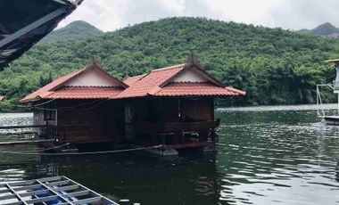 🌊✨ Business for Sale: 32-Room Floating Resort on the River Kwai, Only 16 Million Baht!! ✨🌊