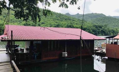 🌊✨ Business for Sale: 32-Room Floating Resort on the River Kwai, Only 16 Million Baht!! ✨🌊