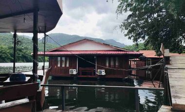 🌊✨ Business for Sale: 32-Room Floating Resort on the River Kwai, Only 16 Million Baht!! ✨🌊