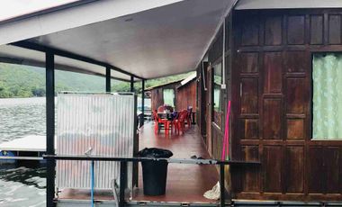 🌊✨ Business for Sale: 32-Room Floating Resort on the River Kwai, Only 16 Million Baht!! ✨🌊