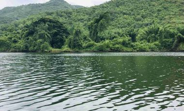 🌊✨ Business for Sale: 32-Room Floating Resort on the River Kwai, Only 16 Million Baht!! ✨🌊