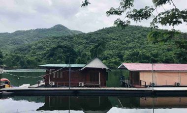 🌊✨ Business for Sale: 32-Room Floating Resort on the River Kwai, Only 16 Million Baht!! ✨🌊