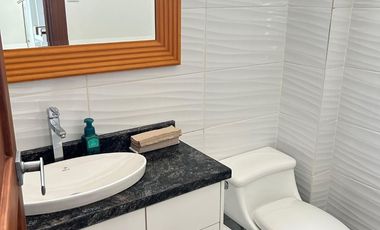 Isla Mocoli, venta de hermosa casa 4 dormitorios full amoblada con piscina