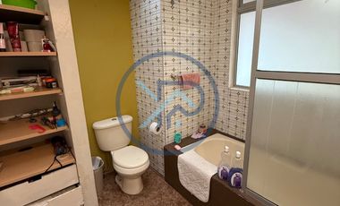 CASA RENTERA  EN VENTA, EN LA MAGDALENA, QUITO