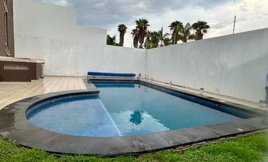 RENTA DE CASA EN CUMBRES DEL CAMPESTRE CON ALBERCA