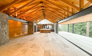 Casa en venta en Fontana Bella Avandaro Valle de Bravo