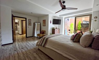 🏙️En Venta Departamento de Lujo de 3 Dormitorios cerca de la Primero de Mayo y Av. 12 de Octubre🏢