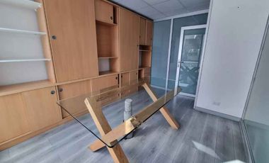 Arriendo Excelente Oficina 3privados+2baños,1est+1bod. Metro Escuela Militar