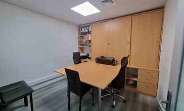 Arriendo Excelente Oficina 3privados+2baños,1est+1bod. Metro Escuela Militar