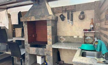 Alquilo Casa