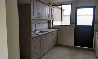 CASA DE VENTA $85.000 SECTOR PUENTE 3  VIA GUANGOPOLO, AUTOPISTA RUMIÑAHUI