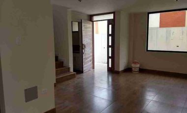 CASA DE VENTA $85.000 SECTOR PUENTE 3  VIA GUANGOPOLO, AUTOPISTA RUMIÑAHUI