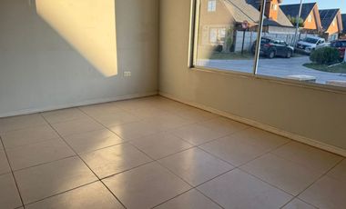 Linda y cómoda casa en Condominio Alto Buin III, 3d 2b UF 3.570