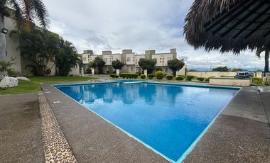 CASA EN FRACCIONAMIENTO COLINAS DE ALTAR CON TERRENO EXCEDENTE