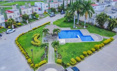 CASA EN FRACCIONAMIENTO COLINAS DE ALTAR CON TERRENO EXCEDENTE