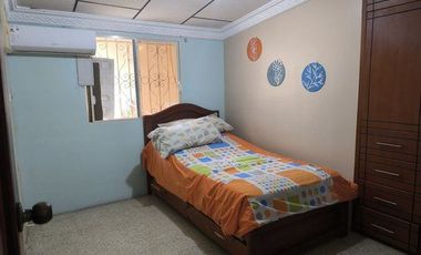 RENTA DE HABITACION AMOBLADA  CON BAÑO COMPELTO