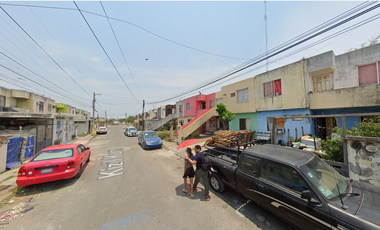 Casa en calle Kizil Kum, Oasis, Veracruz, México. ¡NO CRÉDITOS!