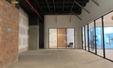 Local  en arriendo,  Milla  De Oro, Poblado, Medellin, Antioquia