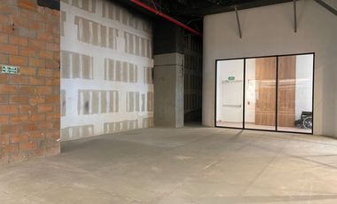 Local  en arriendo,  Milla  De Oro, Poblado, Medellin, Antioquia