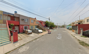 Casa en calle Kizil Kum, Oasis, Veracruz, México. ¡NO CRÉDITOS!