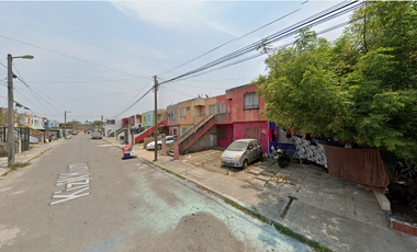 Casa en calle Kizil Kum, Oasis, Veracruz, México. ¡NO CRÉDITOS!