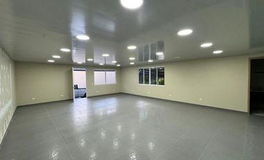 Oficina   en  arriendo,  Camino Verde, Envigado, Antioquia