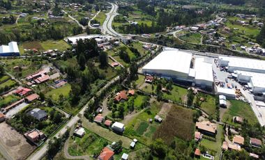 En venta terreno en Azogues sector Zumbahuayco.