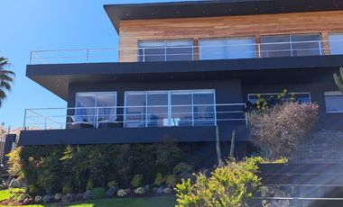 Espectacular casa en Venta El Rosario de Peñuelas