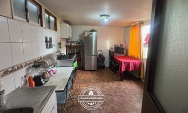 VENDE CASA DE DOS PISOS EN SAN BERNARDO