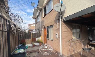 VENDE CASA DE DOS PISOS EN SAN BERNARDO