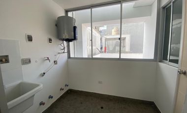 🏡 ¡Amplio Departamento En Alquiler En Surco – Vive Cómodo Y Conectado!