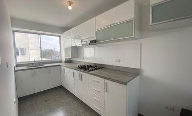 🏡 ¡Amplio Departamento En Alquiler En Surco – Vive Cómodo Y Conectado!