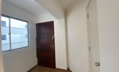 🏡 ¡Amplio Departamento En Alquiler En Surco – Vive Cómodo Y Conectado!