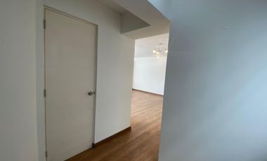 🏡 ¡Amplio Departamento En Alquiler En Surco – Vive Cómodo Y Conectado!