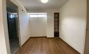 🏡 ¡Amplio Departamento En Alquiler En Surco – Vive Cómodo Y Conectado!