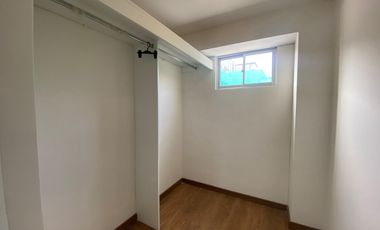 🏡 ¡Amplio Departamento En Alquiler En Surco – Vive Cómodo Y Conectado!