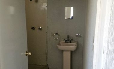 Casa Adjudicada con posesión, Texcoco, estado de México. 5 min de la feria del caballo. Oportunidad