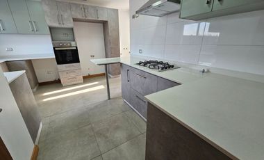 CASA EN PARCELAS SAN VALENTÍN