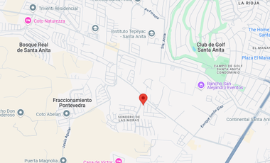Casa ubicada en colonia San Agustín Jalisco. Con 3 recamaras y 213m2. Con Acceso controlado y áreas comunes como áreas de Juegos Infantiles y Alberca.