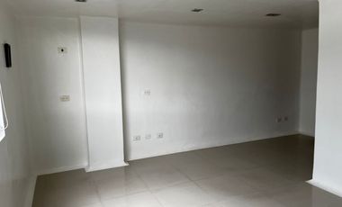 Consultorio en venta en la Circunvalar