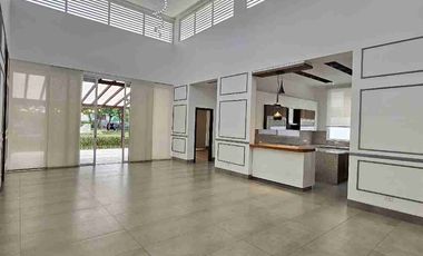 HERMOSA CASA DE VENTA EN ETAPA BLUE BAY ISLA MOCOLI
