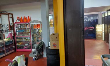 Por Avenida Horacio - Se Vende Casa con Salón de Eventos 460 m2.