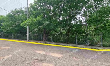 TERRENO MIXTO COMERCIAL CON ALOJAMIENTO