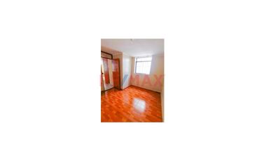 Ocasion Se Vende Casa Familiar De Dos Pisos En Comas