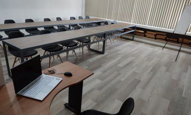 Renta total o parcial de Edificio con 9 oficinas en La Pradera, Cuernavaca