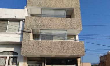 Renta total o parcial de Edificio con 9 oficinas en La Pradera, Cuernavaca