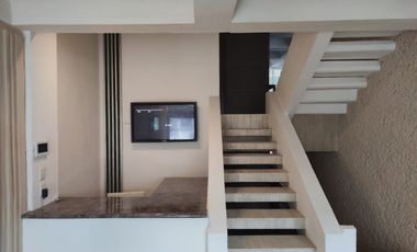 Renta total o parcial de Edificio con 9 oficinas en La Pradera, Cuernavaca