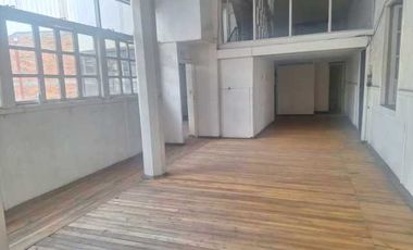 EN VENTA, AMPLIA PROPIEDAD EN EL CENTRO HISTÓRICO, GRAN POTENCIAL.