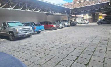 EN VENTA, AMPLIA PROPIEDAD EN EL CENTRO HISTÓRICO, GRAN POTENCIAL.